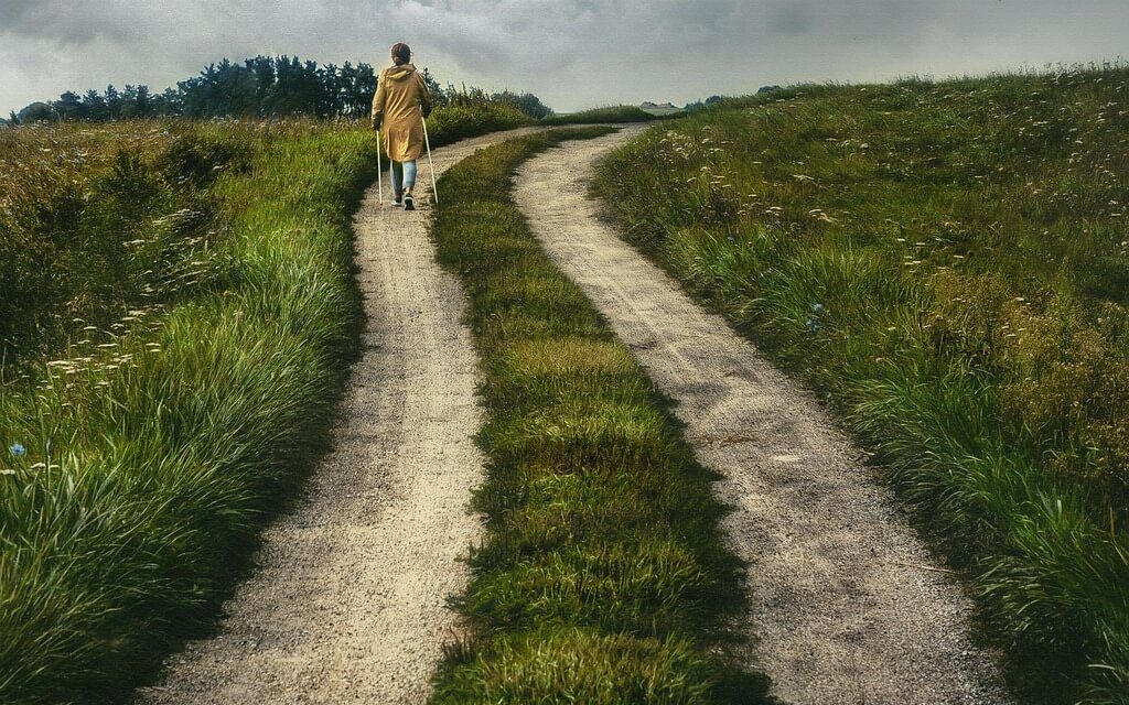 Petdesetletna Italijanka prehodila kitajsko puščavo